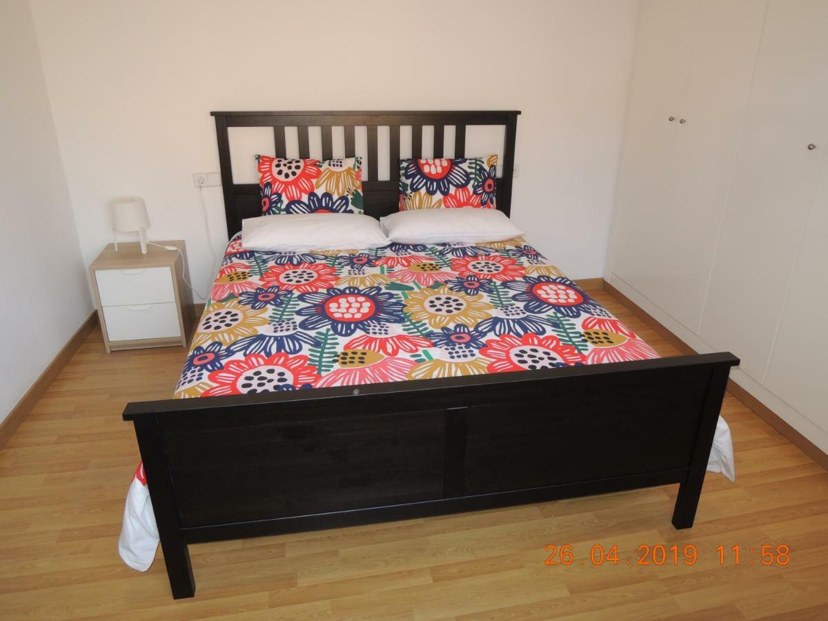 Apartament Jasmine Apartment Besalu Bagian luar foto