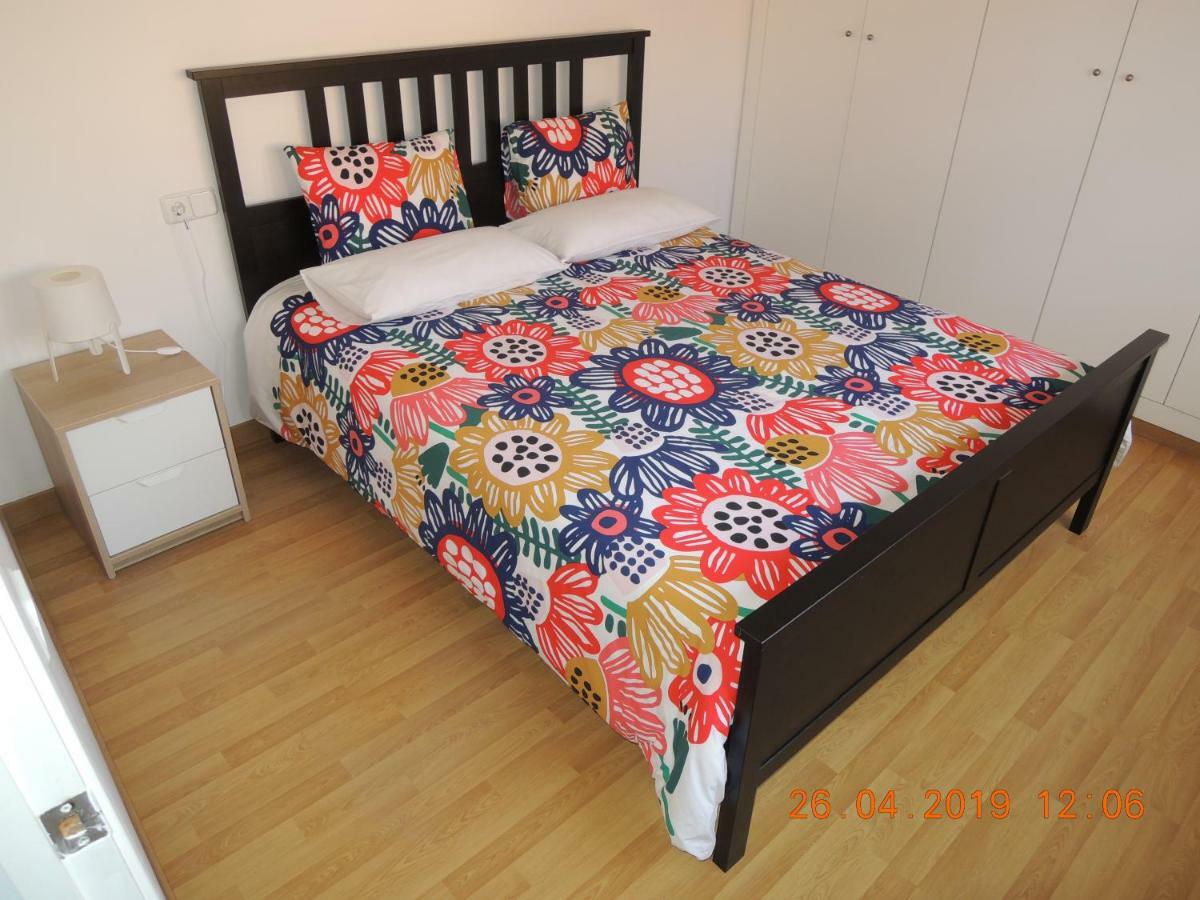 Apartament Jasmine Apartment Besalu Bagian luar foto